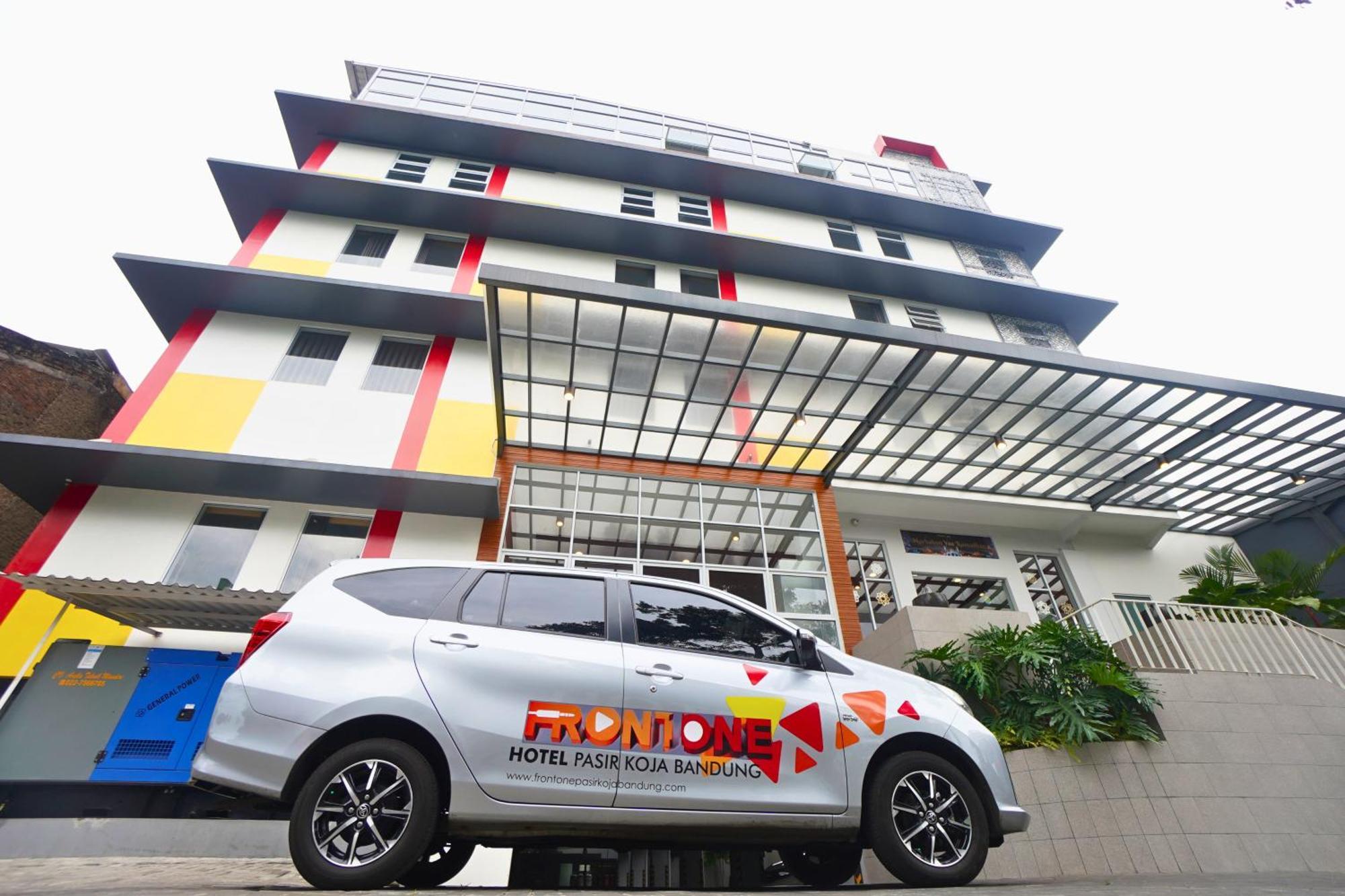 Front One Hotel Pasir Koja Bandung Bagian luar foto